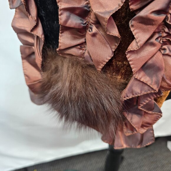 MITCHIE'S 100% Silk Ruffled Scarf Fur Ends Swanky Chic Eloquent CANADA (SS) - Picture 3 of 7